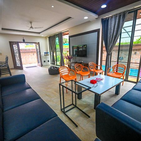 Malama Stay Ruturang Villa 4Bhk, Лонавла Екстер'єр фото