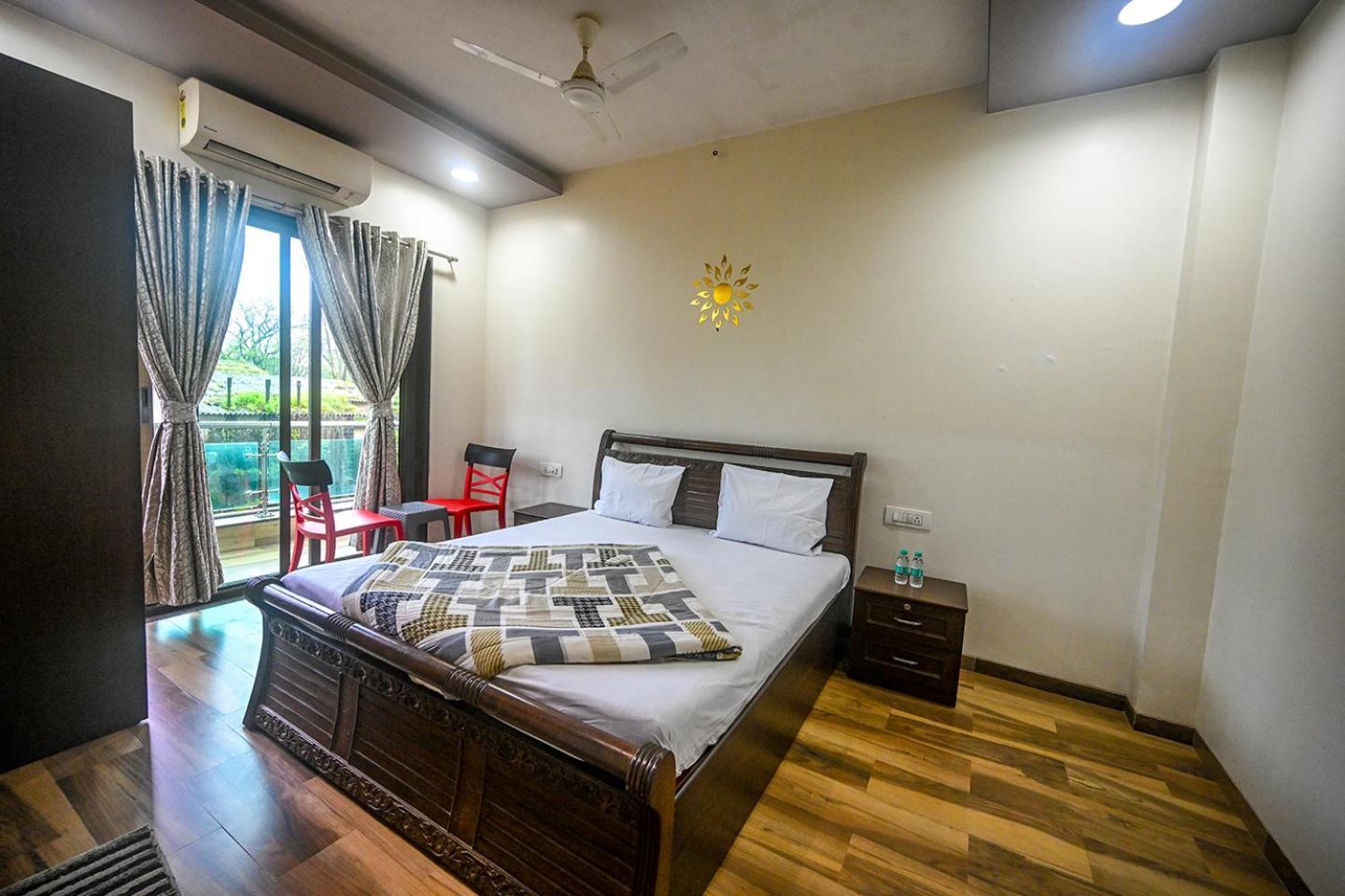 Malama Stay Ruturang Villa 4Bhk, Лонавла Екстер'єр фото